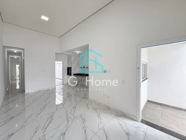 Casa com 170m² 3 quartos e 2 banheiros, à venda, no bairro Columbia em Londrina