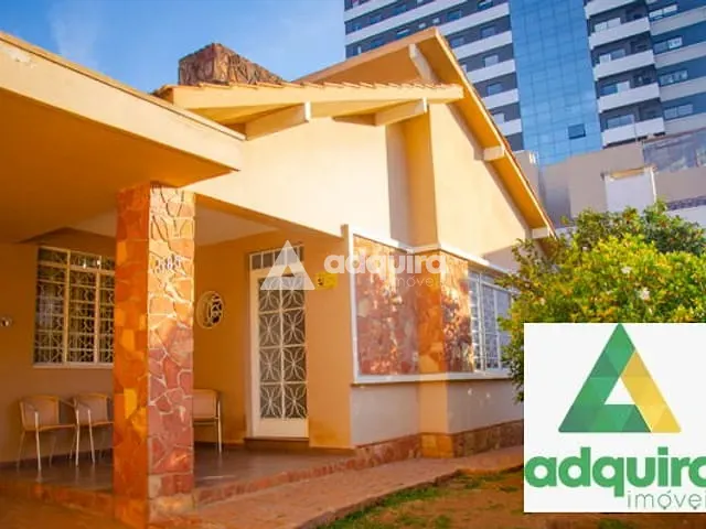 Casa com 495m² 4 quartos e 4 banheiros, à venda, no bairro Centro em Ponta Grossa