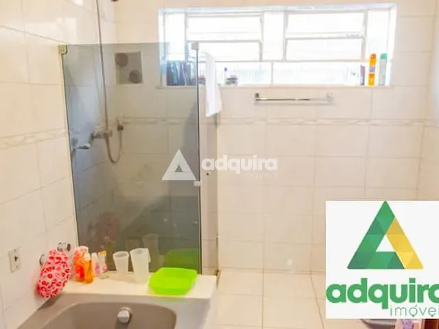 Casa com 495m² 4 quartos e 4 banheiros, à venda, no bairro Centro em Ponta Grossa