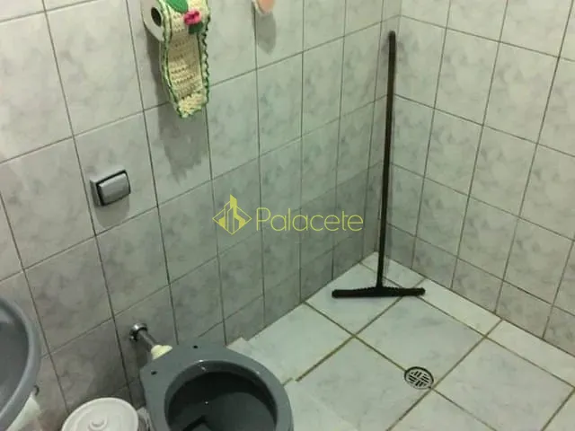 Casa 2 quartos e 2 banheiros, à venda, no bairro Residencial Maricá em Pindamonhangaba