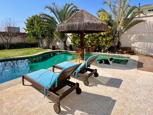 Casa 4 quartos e 4 banheiros, à venda, no bairro Jardim do Golf I em Jandira