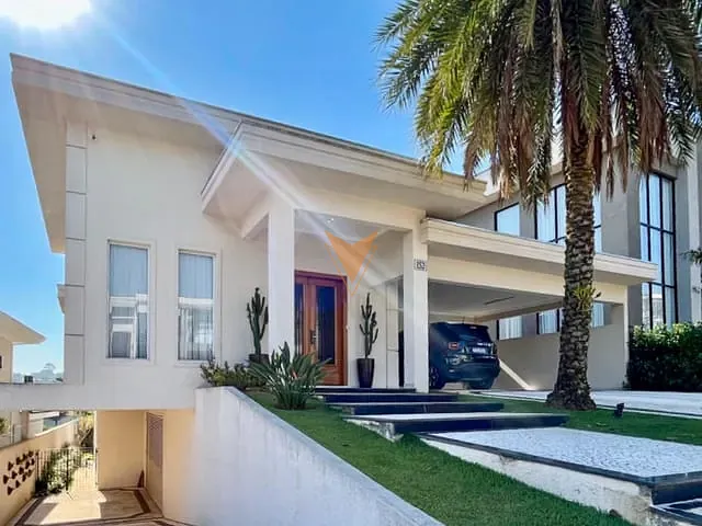Casa 4 quartos e 4 banheiros, à venda, no bairro Jardim do Golf I em Jandira