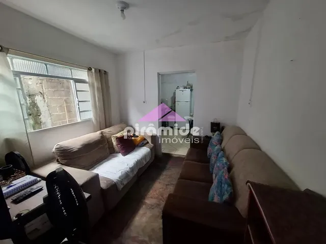 Casa com 173m² 2 quartos e 1 banheiro, à venda, no bairro Jardim Três José em São José Dos Campos