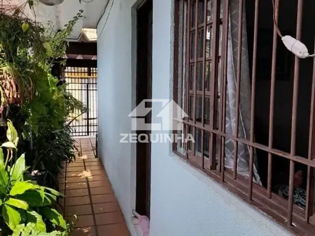 Casa com 150m² 4 quartos e 3 banheiros, à venda, no bairro Umuarama em Osasco