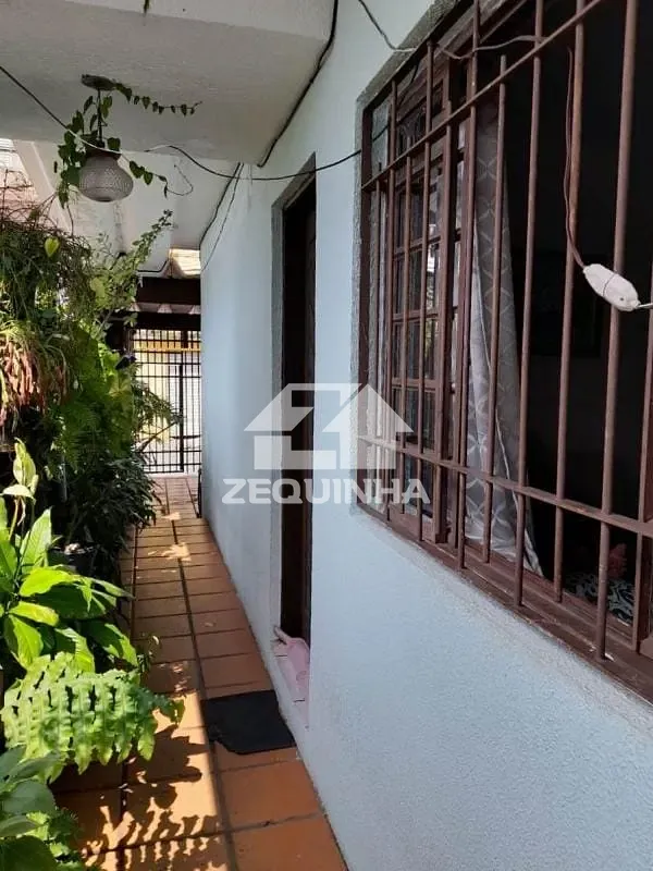 Casa, 4 quartos, 105 m² - Foto 1