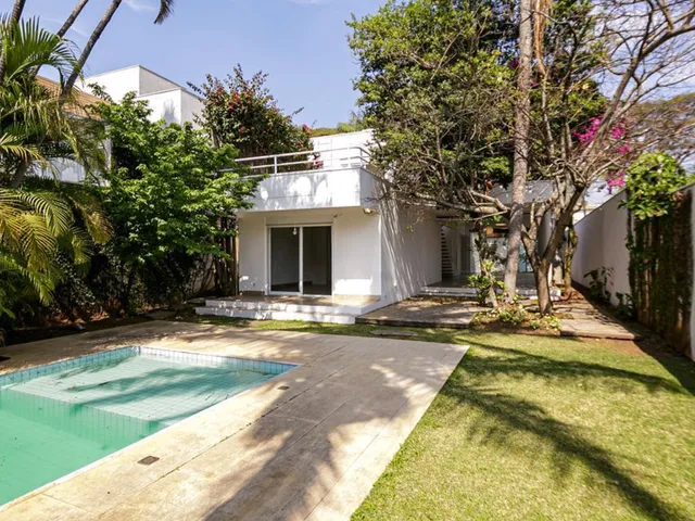 Casa com 625m² 3 quartos e 6 banheiros, à venda, no bairro Brooklin Velho em São Paulo