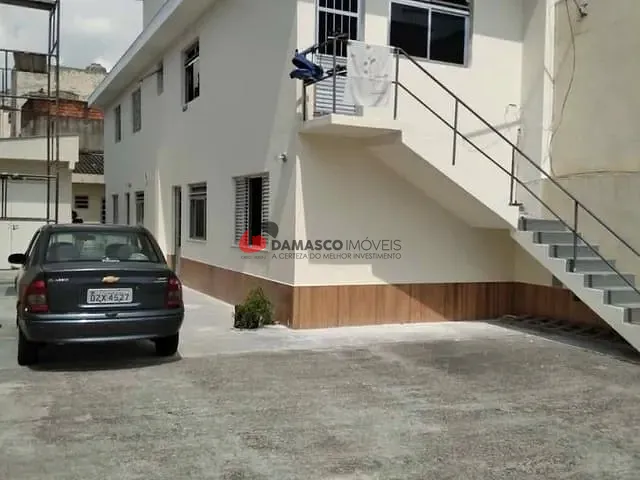 Casa à venda, no bairro Taboão em Diadema