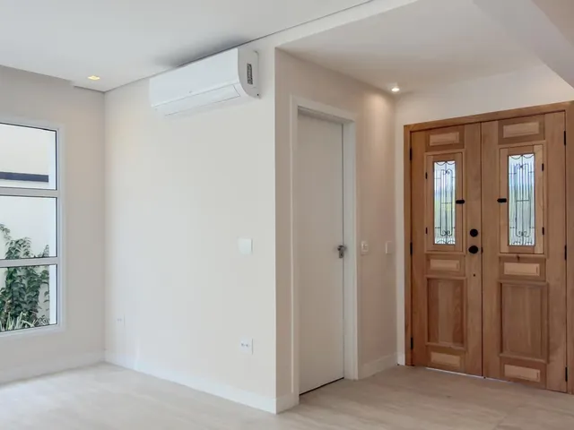 Casa com 360m² 4 quartos e 6 banheiros, à venda, no bairro Alphaville em Santana de Parnaíba