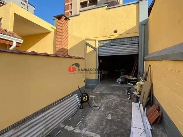 Casa com 335m² 2 quartos e 1 banheiro, à venda, no bairro Santa Paula em São Caetano do Sul