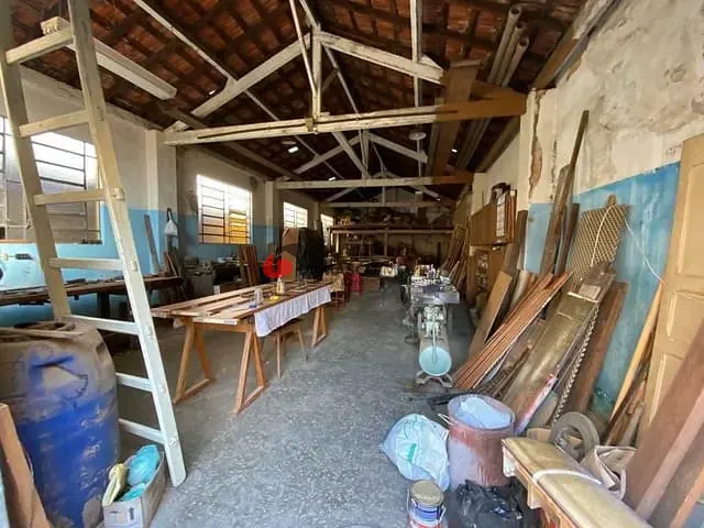 Casa com 335m² 2 quartos e 1 banheiro, à venda, no bairro Santa Paula em São Caetano do Sul