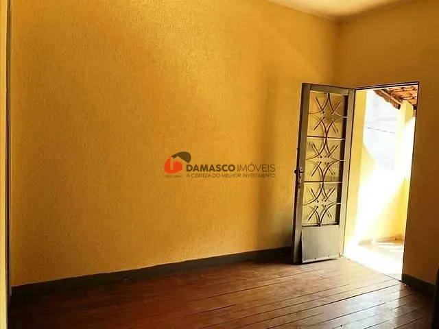 Casa com 167m² 2 quartos e 2 banheiros, à venda, no bairro Fundação em São Caetano do Sul