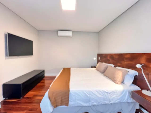 Casa com 440m² 4 quartos e 6 banheiros, à venda, no bairro Alphaville em Barueri