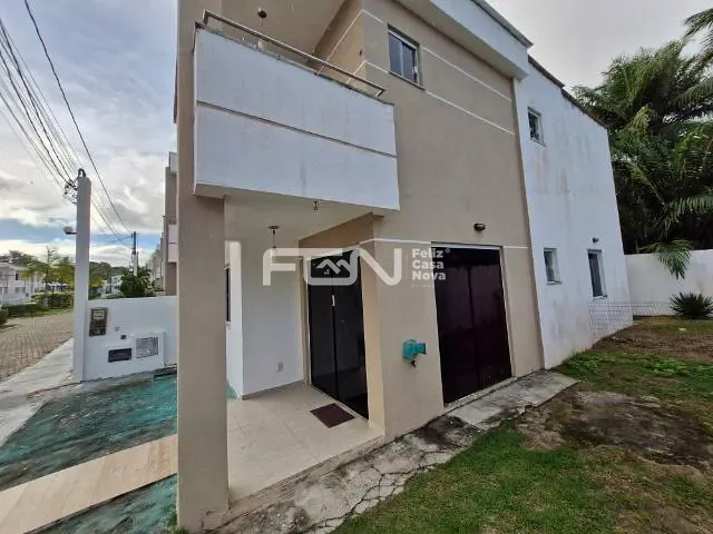 Casa com 156m² 4 quartos e 3 banheiros, à venda ou para alugar, no bairro Catu de Abrantes (Abrantes) em Camaçari