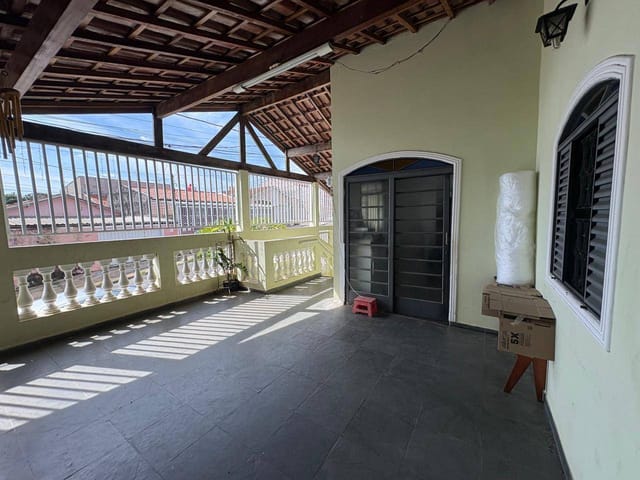 Casa com 250m² 4 quartos e 3 banheiros, à venda, no bairro Conjunto Habitacional Parque Itajaí em Campinas