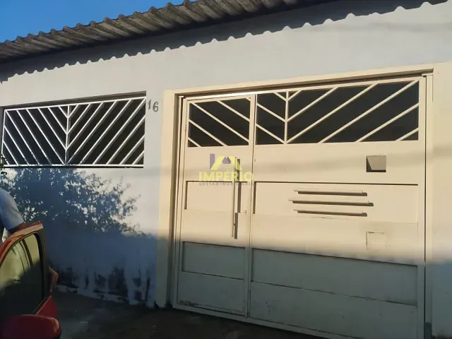 Casa com 180m² 3 quartos e 1 banheiro, à venda, no bairro Jardim Nair Maria em Salto