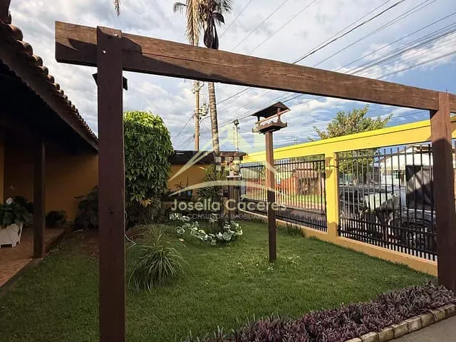 Casa com 300m² 3 quartos e 2 banheiros, à venda, no bairro vale da chapada em Chapada dos Guimarães