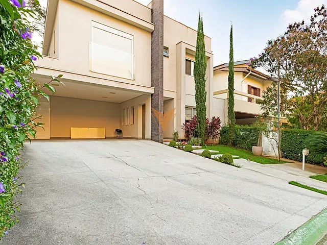 Casa com 300m² 4 quartos e 6 banheiros, à venda, no bairro Alphaville em Santana de Parnaíba