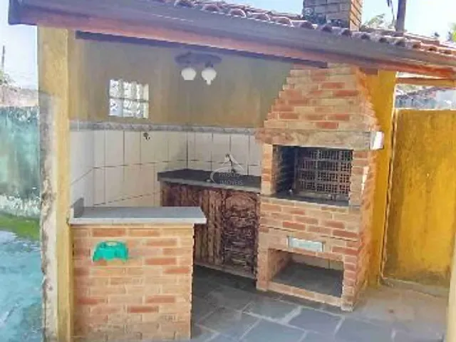 Casa com 400m² 2 quartos e 2 banheiros, à venda, no bairro Boraceia em Bertioga