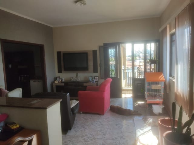 Casa com 363m² 3 quartos e 3 banheiros, à venda, no bairro Vila Nossa Senhora de Fátima em São João da Boa Vista