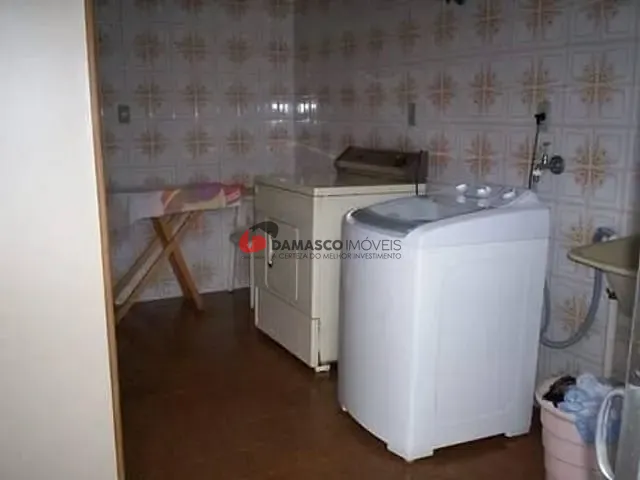 Casa com 398m² 3 quartos e 1 banheiro, à venda, no bairro Santa Maria em São Caetano do Sul