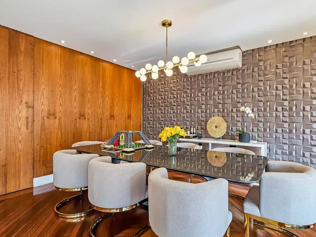 Casa com 773m² 4 quartos e 6 banheiros, à venda, no bairro Alphaville em Santana de Parnaíba