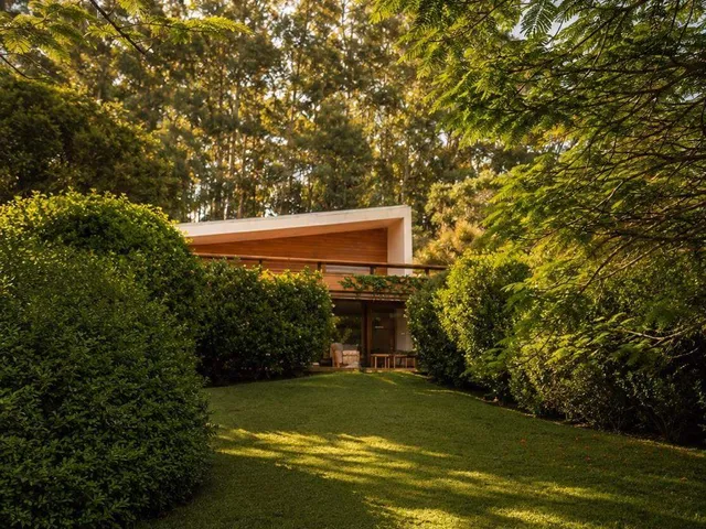 Casa com 1161m² 4 quartos e 5 banheiros, à venda, no bairro Porto Feliz em Porto Feliz