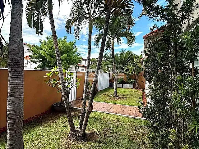 Casa com 232m² 4 quartos e 4 banheiros, à venda, no bairro Buraquinho em Lauro de Freitas