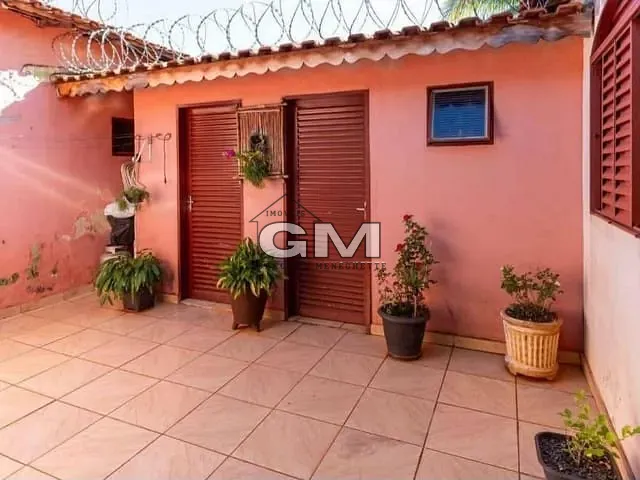 Casa com 10m² 3 quartos e 2 banheiros, à venda, no bairro Jardim Alexandre Balbo em Ribeirão Preto