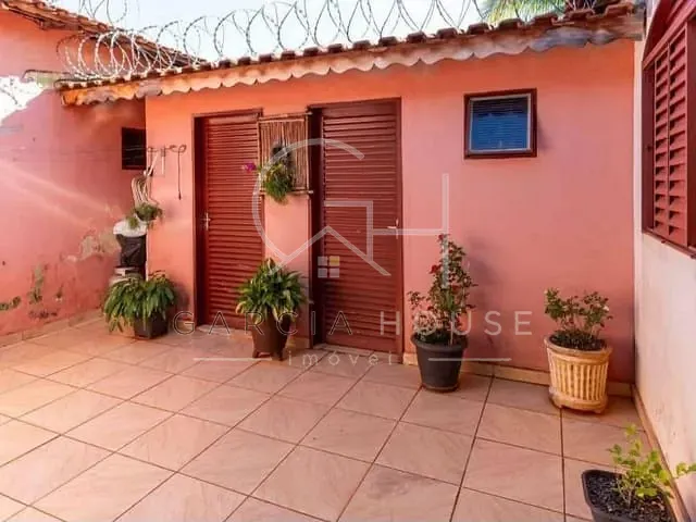 Casa com 10m² 3 quartos e 2 banheiros, à venda, no bairro Jardim Alexandre Balbo em Ribeirão Preto