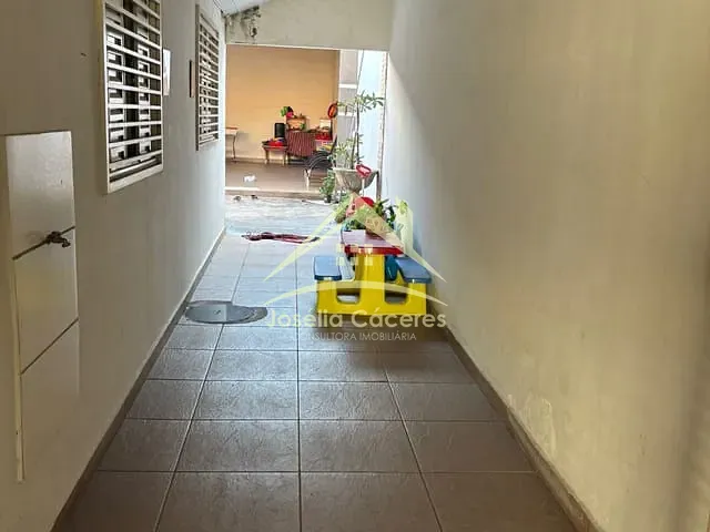 Casa 3 quartos e 2 banheiros, à venda, no bairro Novo Mundo em Várzea Grande