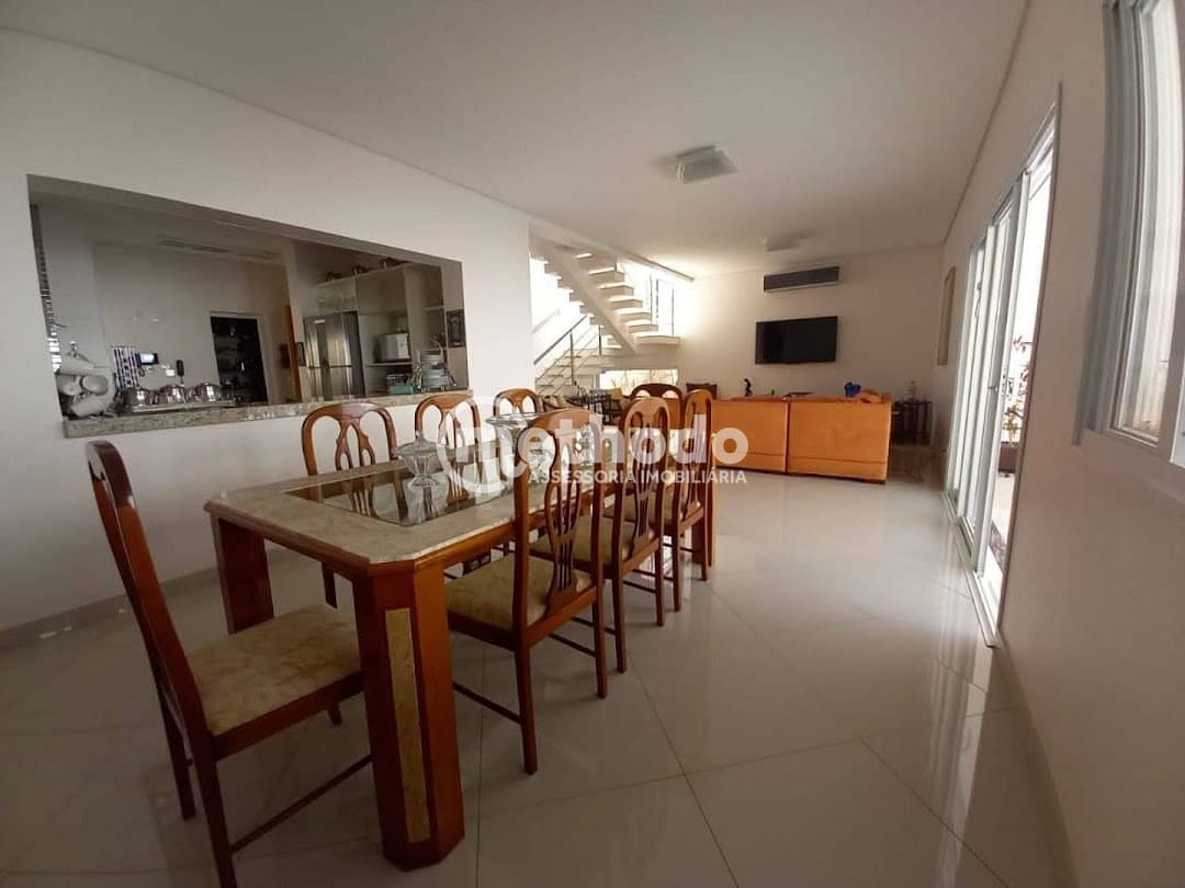 Casa, 4 quartos, 321 m² - Foto 10