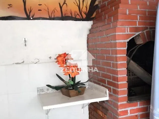 Casa com 161m² 3 quartos e 3 banheiros, à venda, no bairro Quitauna em Osasco
