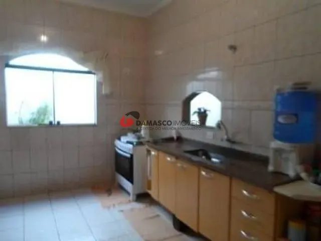 Casa com 280m² 2 quartos e 2 banheiros, à venda, no bairro Santa Paula em São Caetano do Sul