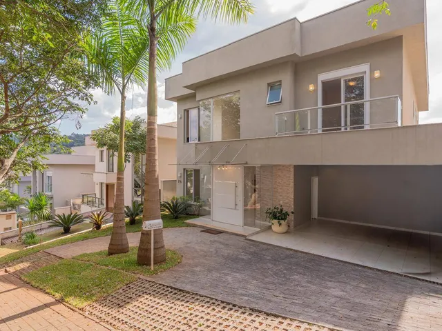Casa com 420m² 3 quartos e 5 banheiros, à venda, no bairro Tamboré em Santana de Parnaíba
