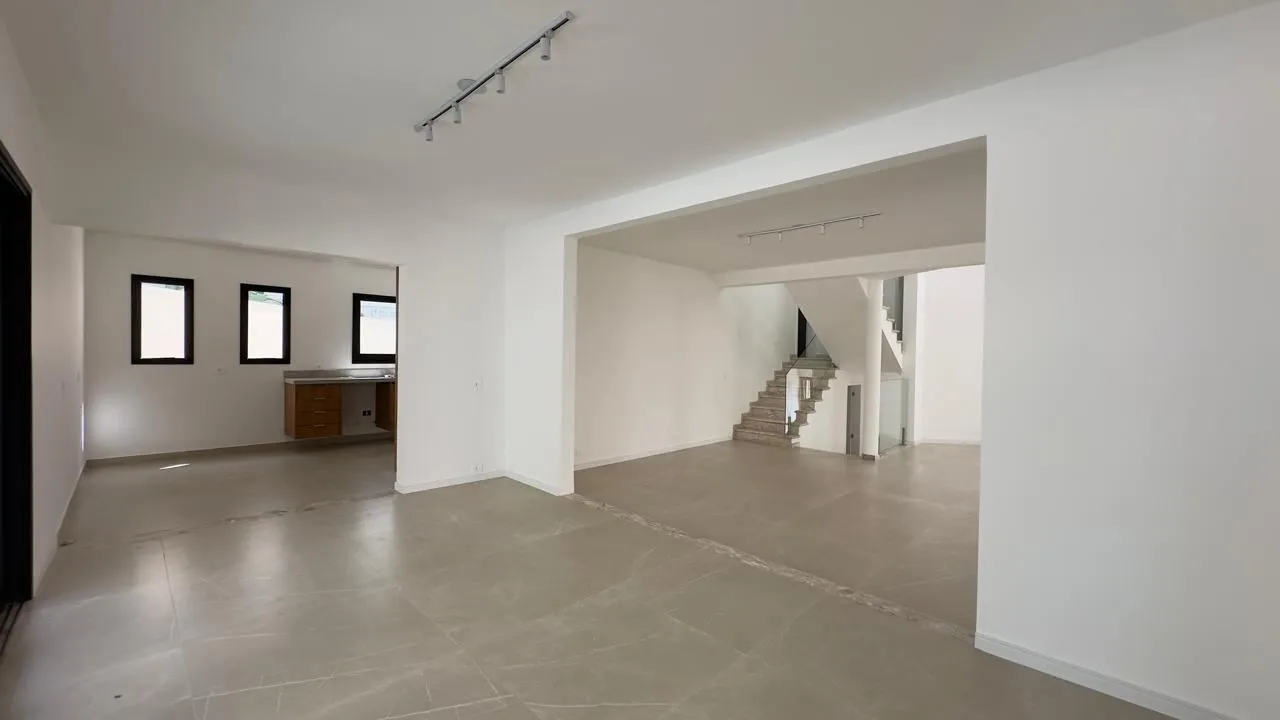 Casa em Alphaville — foto 4