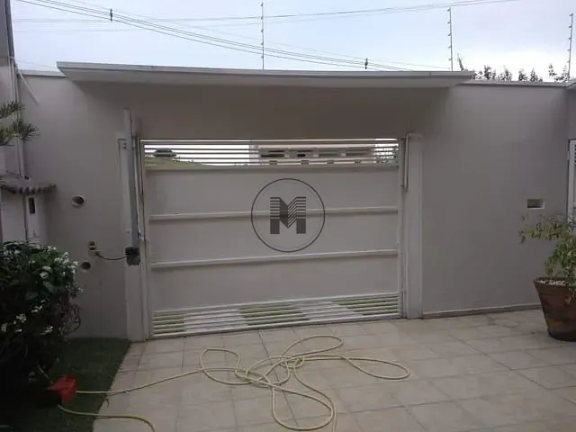Casa com 300m² 3 quartos e 4 banheiros, à venda, no bairro Portal das Colinas em Guaratinguetá