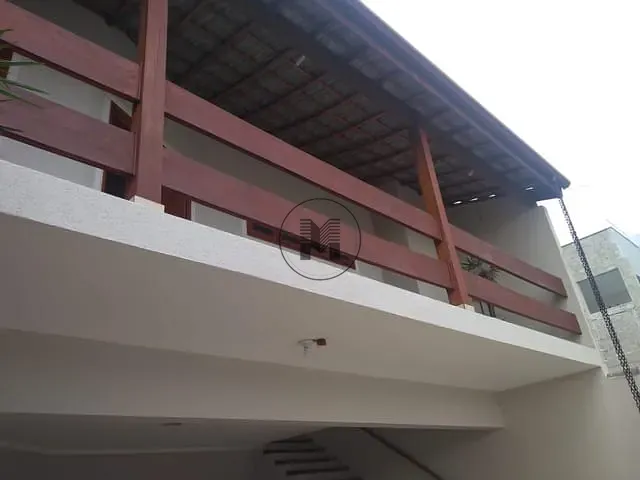 Casa com 300m² 3 quartos e 4 banheiros, à venda, no bairro Portal das Colinas em Guaratinguetá