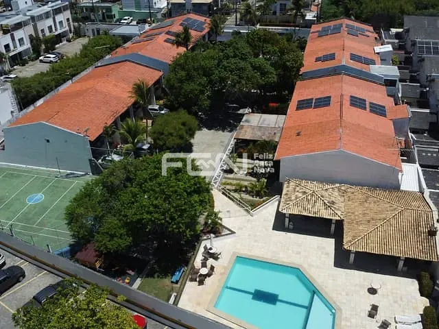 Casa 3 quartos e 4 banheiros, à venda, no bairro Buraquinho em Lauro de Freitas