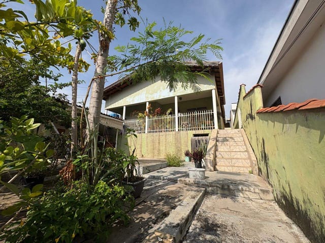 Casa com 391m² 3 quartos e 1 banheiro, à venda, no bairro Jardim Florence em Campinas