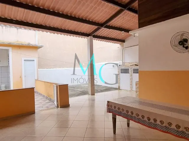 Casa com 293m² 4 quartos e 3 banheiros, à venda, no bairro Campo Grande em Rio de Janeiro