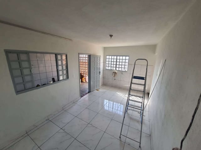 Casa 2 quartos e 1 banheiro, à venda, no bairro Planta São Francisco em Cambé