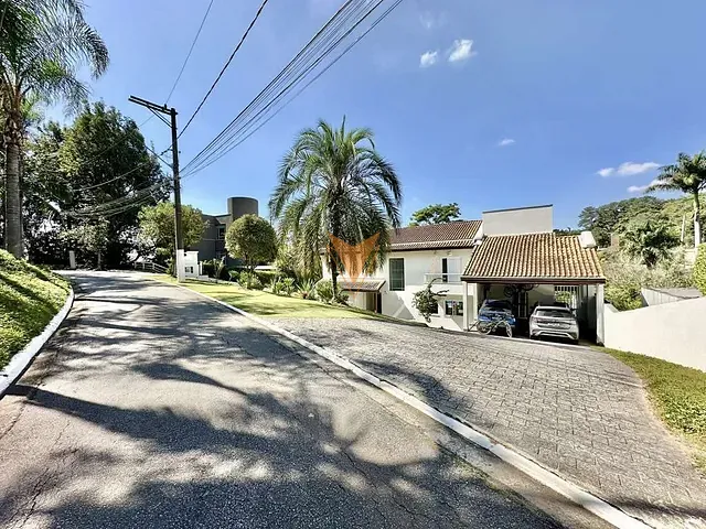 Casa com 1001m² 5 quartos e 7 banheiros, à venda, no bairro Residencial Euroville em Carapicuíba