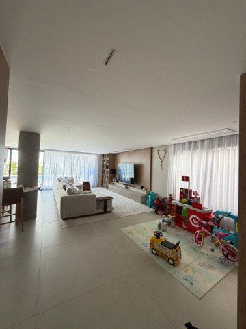 Casa com 340m² 4 quartos e 5 banheiros, à venda, no bairro Alphaville em Santana de Parnaíba