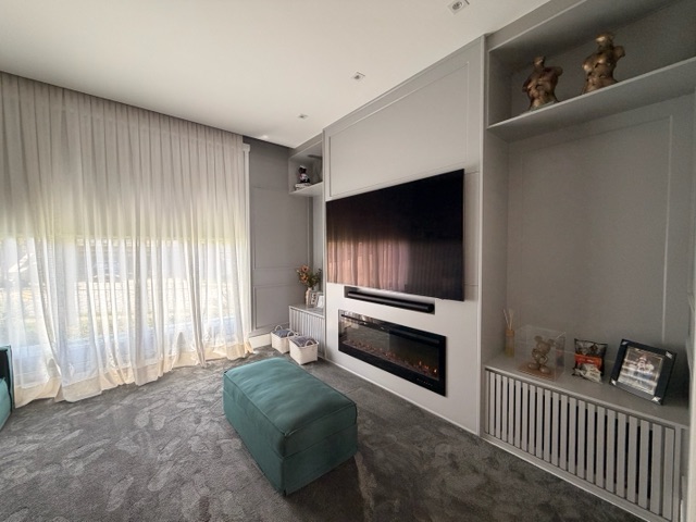 Casa com 1050m² 4 quartos e 6 banheiros, à venda, no bairro Tamboré em Santana de Parnaíba