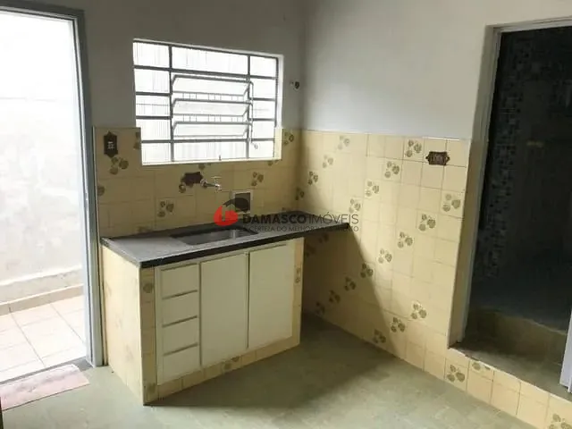 Casa 1 quarto e 1 banheiro, para alugar, no bairro Santa Paula em São Caetano do Sul