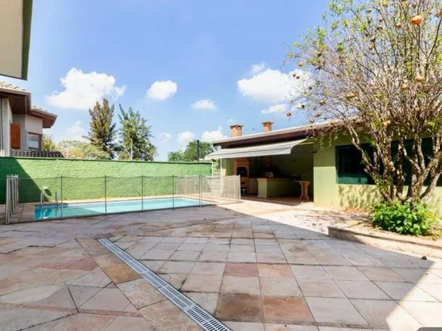 Casa com 530m² 4 quartos e 6 banheiros, à venda, no bairro Alphaville em Santana de Parnaíba
