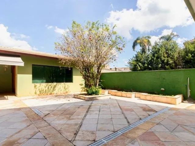 Casa com 530m² 4 quartos e 6 banheiros, à venda, no bairro Alphaville em Santana de Parnaíba