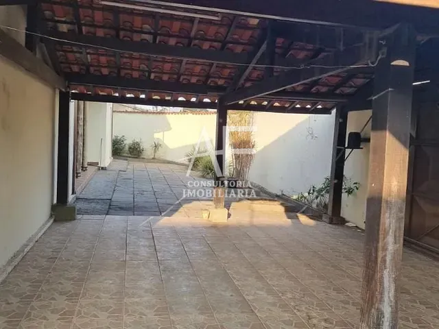 Casa com 396m², à venda, no bairro São Benedito em Pindamonhangaba