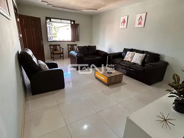 Casa 2 quartos e 2 banheiros, à venda, no bairro Arembepe (Abrantes) em Camaçari