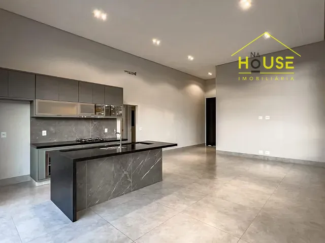 Casa com 279m² 3 quartos e 4 banheiros, à venda, no bairro Residencial Maria Júlia em São José do Rio Preto